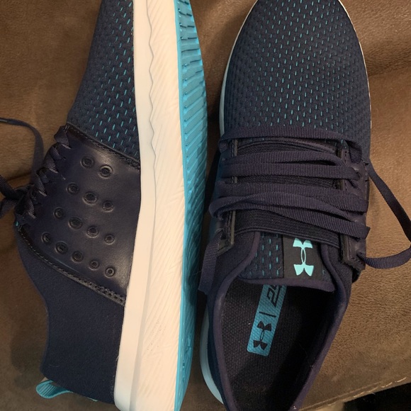 Under Armour Navy Blue Tennis Shoes - Picture 2 of 4